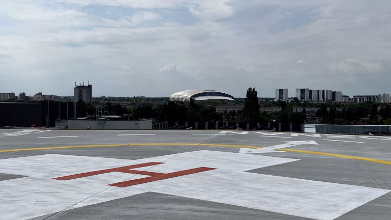 Lądowisko na dachu szpitala
