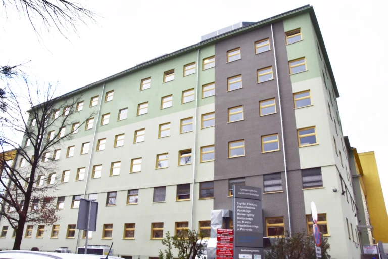 Klinika Okulistyki, budynek przy ul. Szamarzewskiego